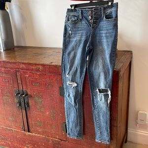 American Rag skinny distressed jeans Sz 7